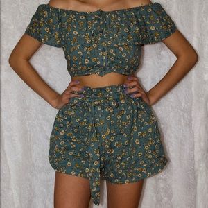 Two piece set
